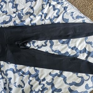 Lululemon 29" Black wundertrain leggings, Good Used condition!